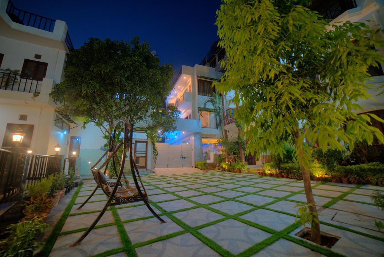 רישיקש Yogved Hospitality & Resort מראה חיצוני תמונה