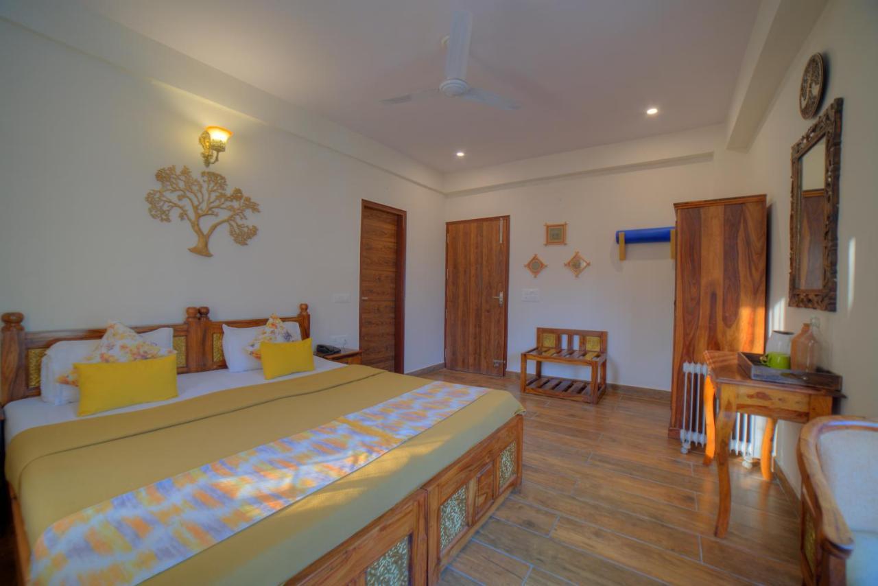 רישיקש Yogved Hospitality & Resort מראה חיצוני תמונה