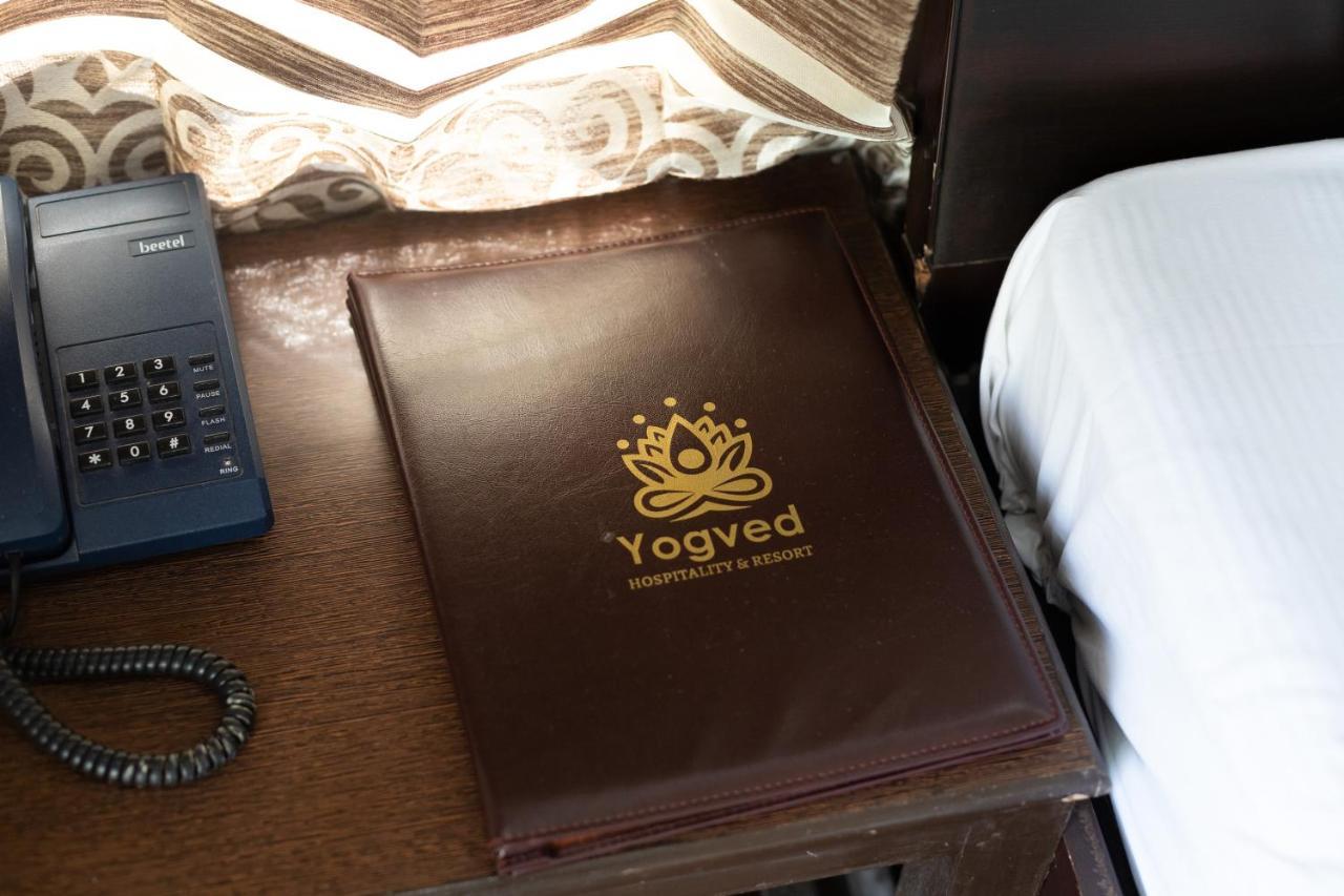 רישיקש Yogved Hospitality & Resort מראה חיצוני תמונה