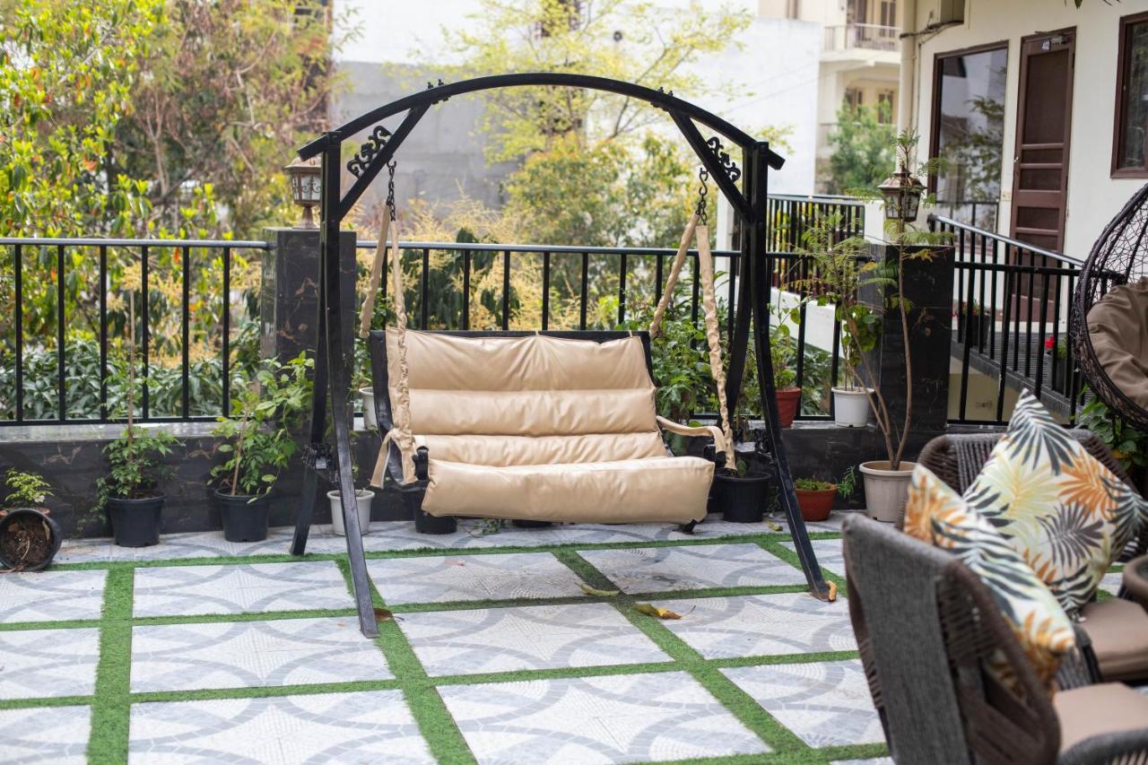 רישיקש Yogved Hospitality & Resort מראה חיצוני תמונה